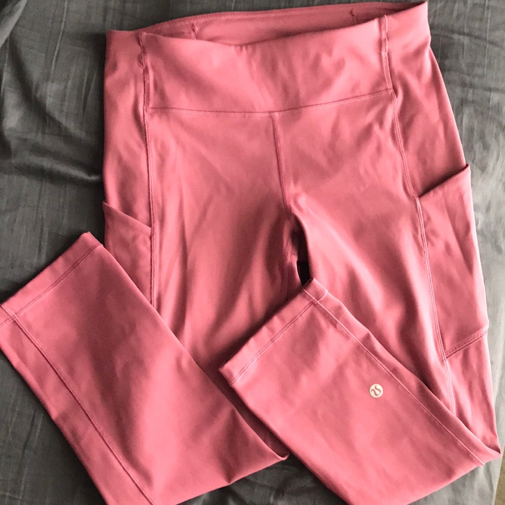LULULEMON leggings -SOLD